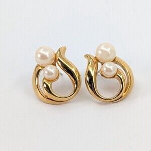 Vintage Avon Earrings Faux Pearl Gold Tone Swirl Classic‎ Timeless